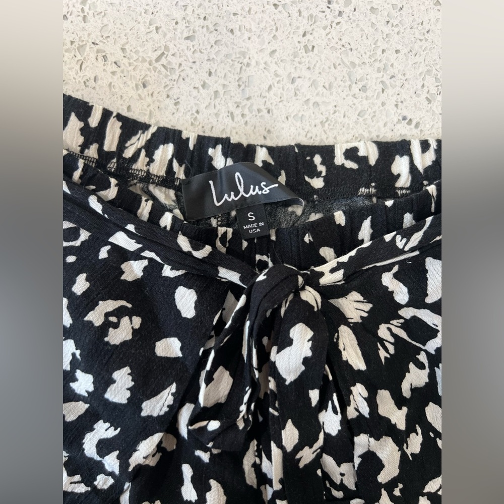 Lulus skort - Picture 2 of 3